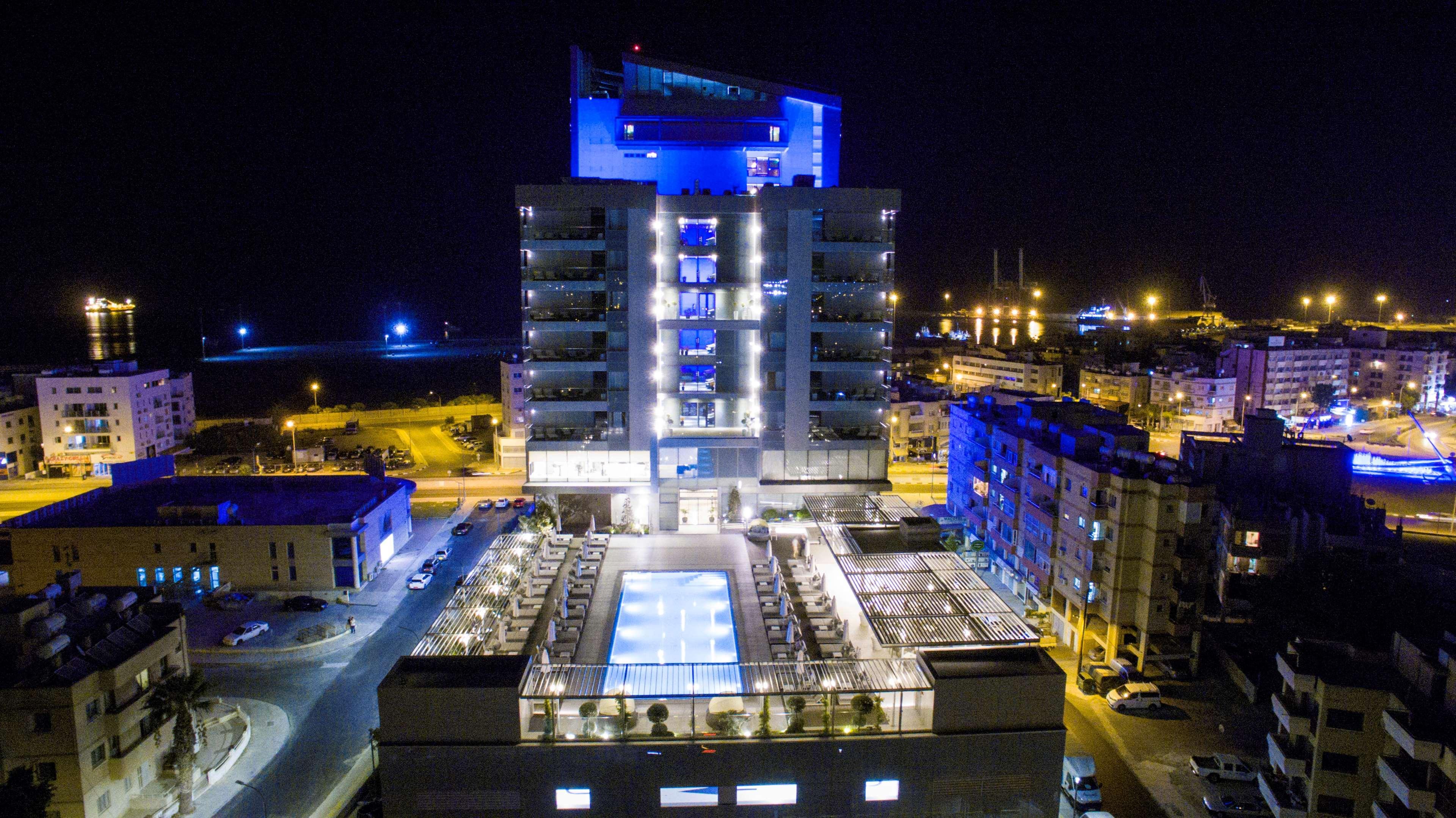 Radisson Blu Hotel, Larnaca Ngoại thất bức ảnh